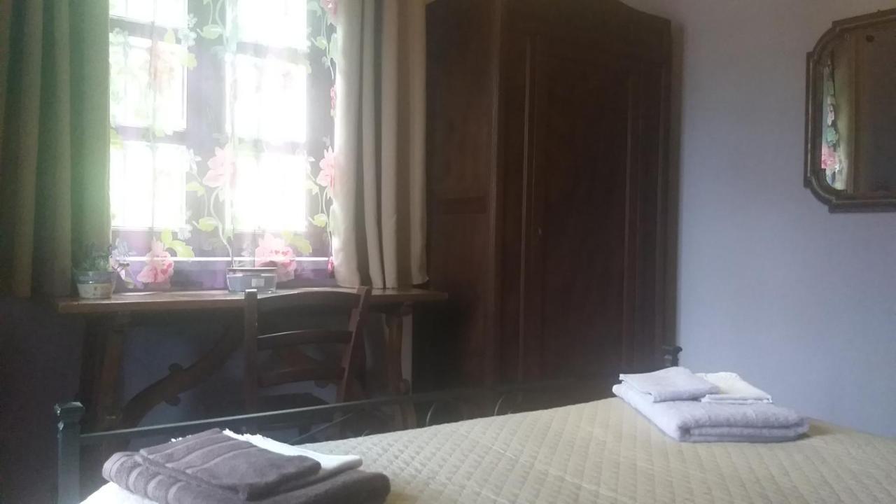 Mosci'S Bed & Beer Panzió San Damiano dʼAsti Kültér fotó