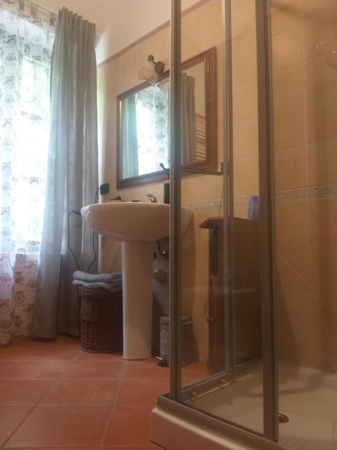 Mosci'S Bed & Beer Panzió San Damiano dʼAsti Kültér fotó